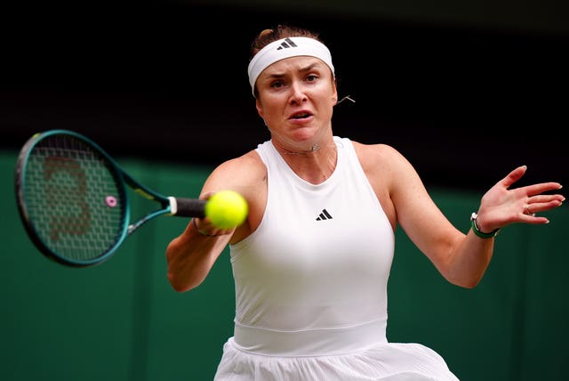 Elina Svitolina hits a forehand