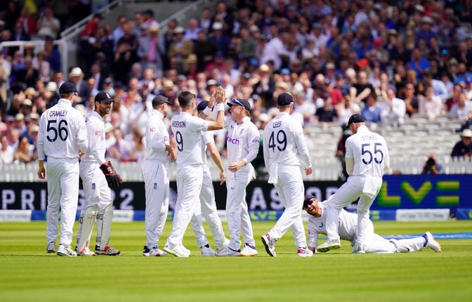 England celebrate the wicket of New Zealand’s Tom Latham