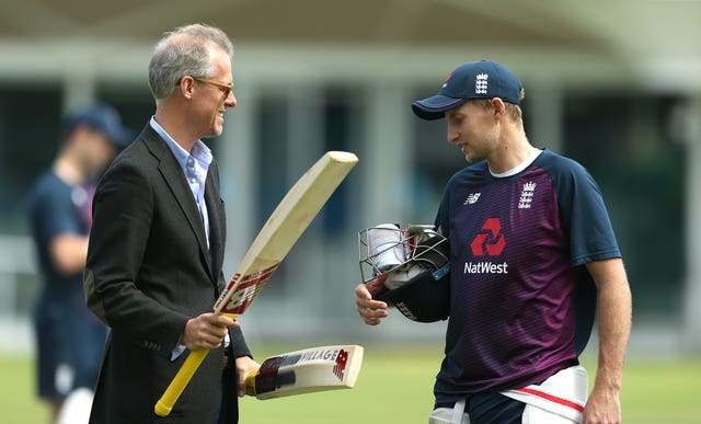 Ed Smith (left) with England captain Joe Root.