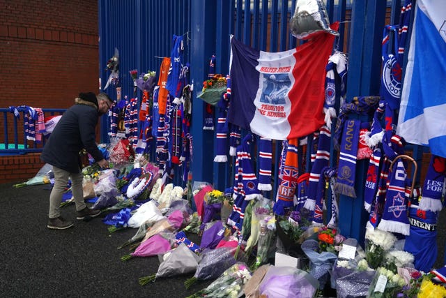 Walter Smith Tributes