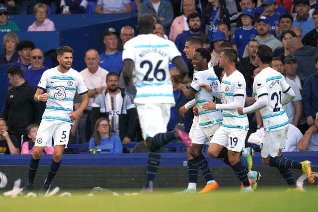 Frank Lampard expects injured Ben Godrey to be out for ‘two to three months’