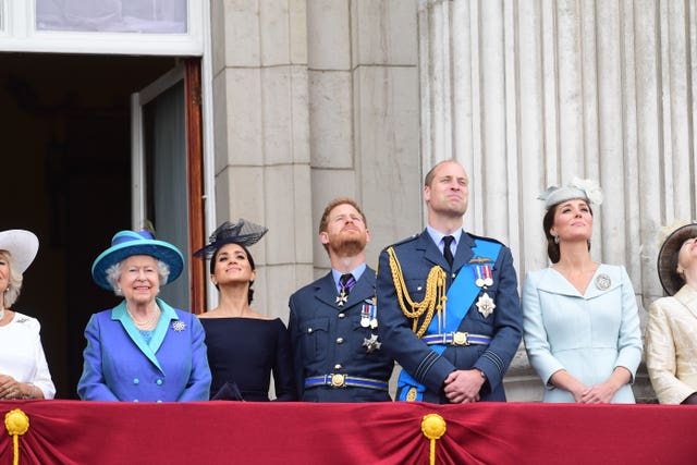 Royal family on balcony for flypast