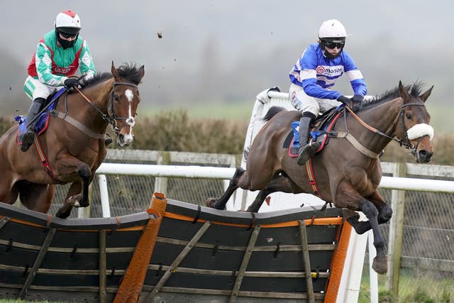 Rockadenn (left) still had ground to make up at the final flight