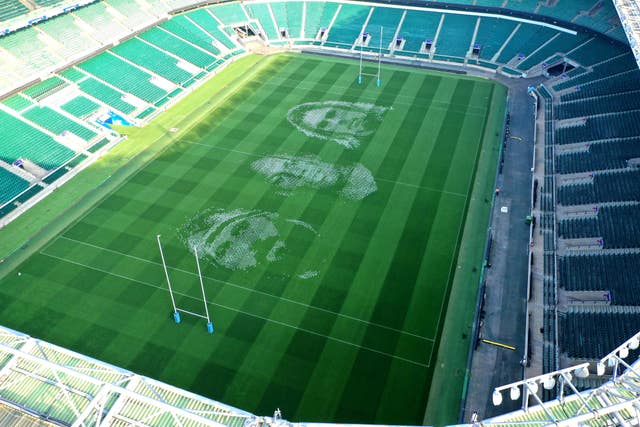 Joe Marler, Maro Itoje and Faf De Klerk on the pitch at Twickenham