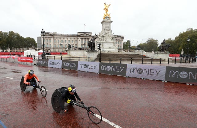 Virgin Money London Marathon – St James’ Park
