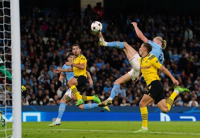 Erling Haaland scores against Borussia Dortmund
