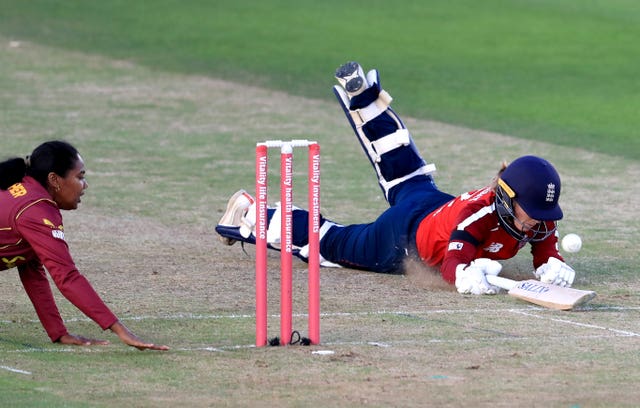 Barclay wants to increase ICC support the women's game