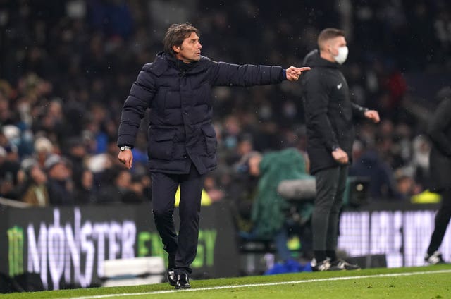 Steven Bergwijn stars as Spurs beat West Ham to reach Carabao Cup semi-finals PLZ Soccer Steven Bergwijn stars as Spurs beat West Ham to reach Carabao Cup semi-finals PLZ Soccer