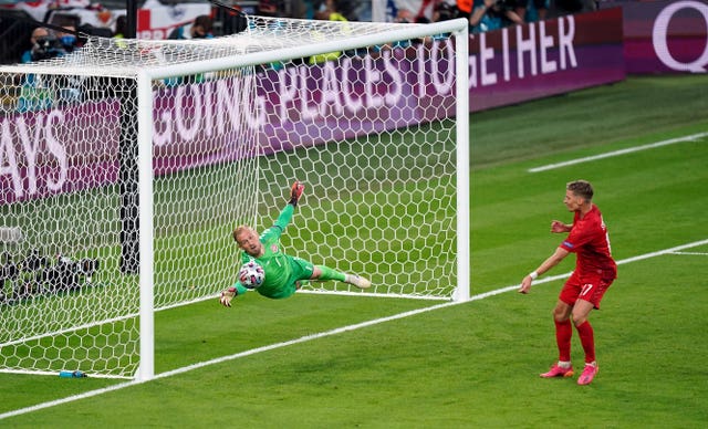 Kasper Schmeichel made a brilliant save to deny Harry Maguire