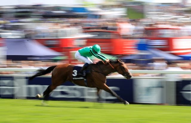 Century Dream streaks clear at Epsom