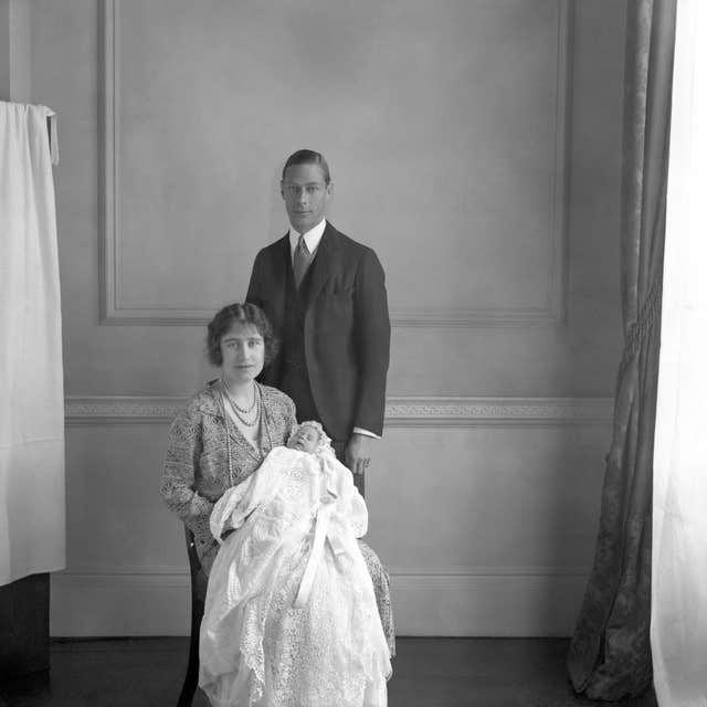 Baby Princess Elizabeth with her parents