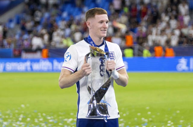England’s Elliot Anderson with the UEFA Under 21 Championship trophy