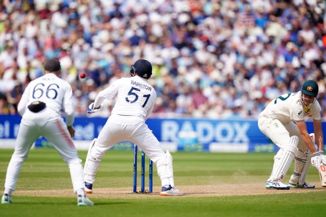 Jonny Bairstow misses a stumping
