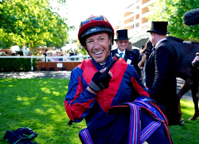 Jockey Frankie Dettori will visit Kincsem Park for the first time