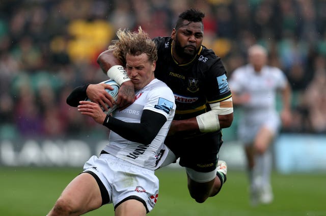 Billy Twelvetrees (left) and Taqele Naiyaravoro