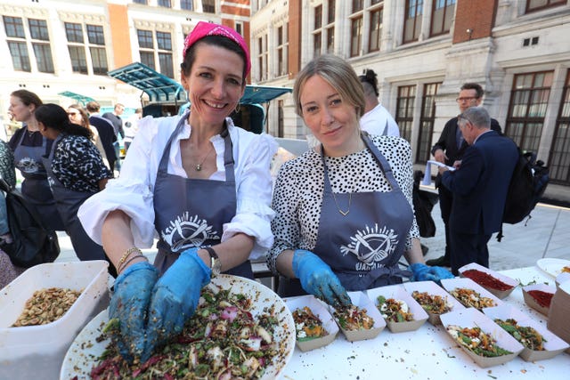 Chefs Thomasina Miers and Anna Jones at the Step Up To The Plate event (Jonathan Brady/PA Wire)