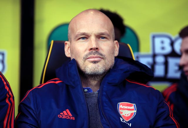 Freddie Ljungberg saw his first game as Arsenal interim manager end in a 2-2 draw