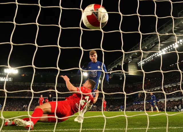 Romelu Lukaku on target as Chelsea cruise against non-league Chesterfield PLZ Soccer Romelu Lukaku on target as Chelsea cruise against non-league Chesterfield PLZ Soccer