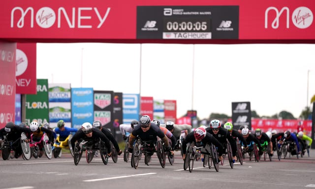The start of the men's wheelchair race