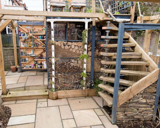 The Bee Eco Shed
