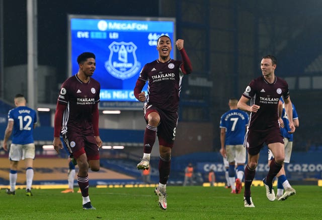 Youri Tielemans, centre, celebrates Leicester''s equaliser 