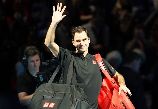 Roger Federer recorded a victory in his second group match