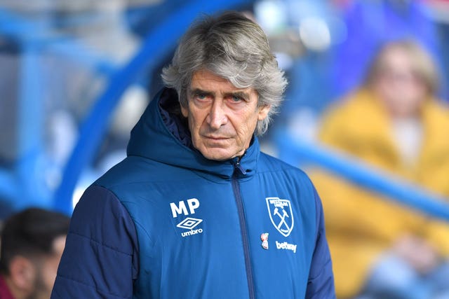 Huddersfield boss Wagner waits on Chris Lowe injury update
