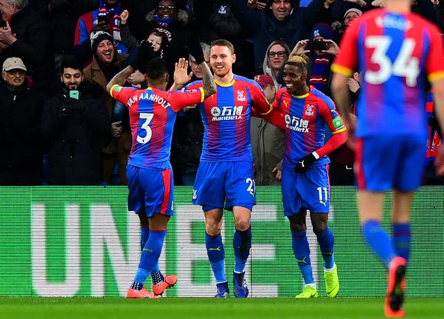 Connor Wickham (centre)