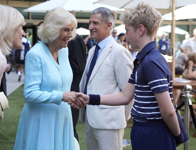 The Queen meets a ball boy