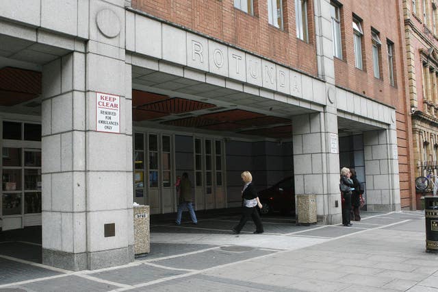 Matternity hospital rents hotel beds for pregnant women