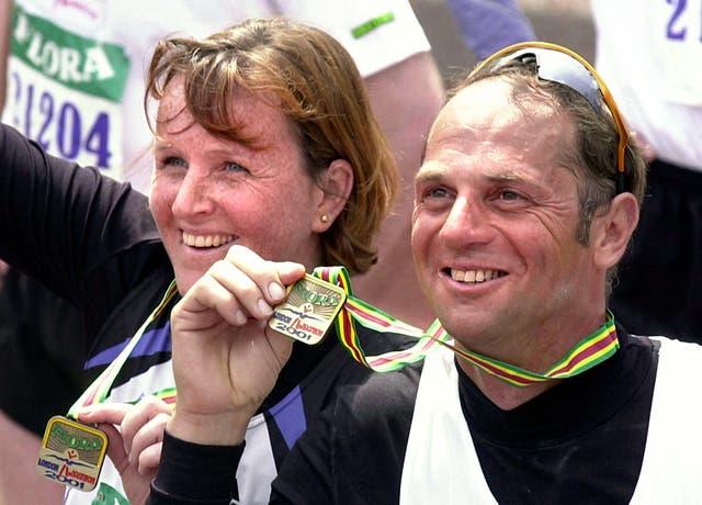 Olympic champion Steve Redgrave, who went on to win five Olympic gold medals, with his wife Ann after they completed the 2001 marathon