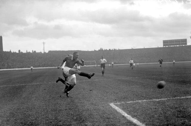 Alex Jackson in action for Chelsea 