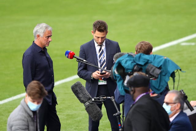 Can Jose Mourinho bring a trophy to Tottenham? 
