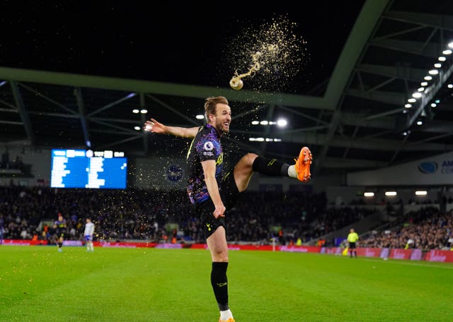 Antonio Conte: World-class striker Harry Kane can break more records at Spurs