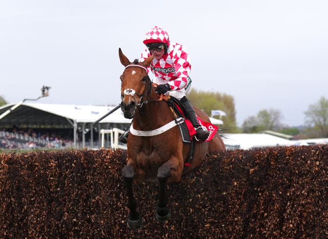 Jango Baie on his way to victory