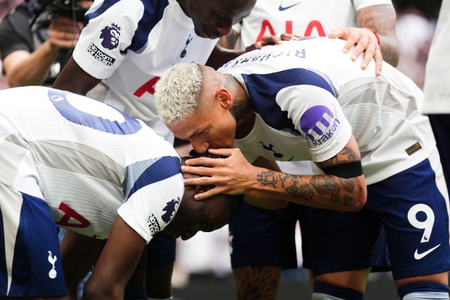 Richarlison kisses Mohammed Kudus as he celebrates scoring