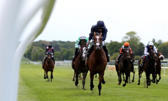 Anthony Van Dyck was a comfortable winner at Lingfield