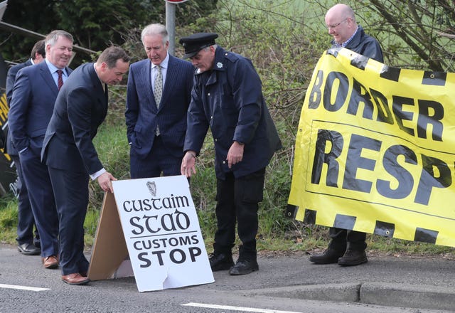 Anti-Brexit protesters at the border