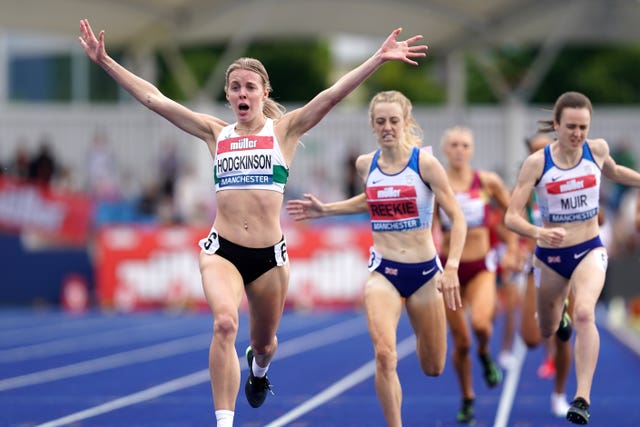 Keely Hodgkinson (left) wins the women's 800m final ahead of Laura Muir