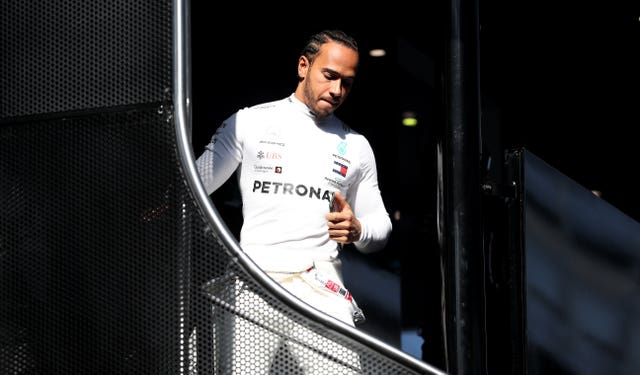 Lewis Hamilton is anticipating a challenging season 