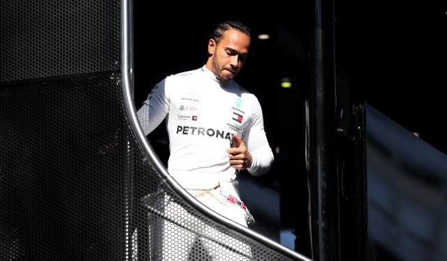 Lewis Hamilton is anticipating a challenging season