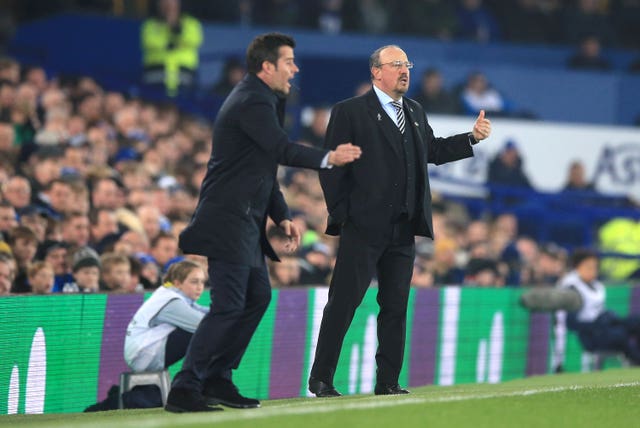 Rafael Benitez and Marco Silva bark out orders on the touchline