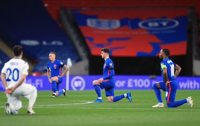 England players took the knee before kick-off