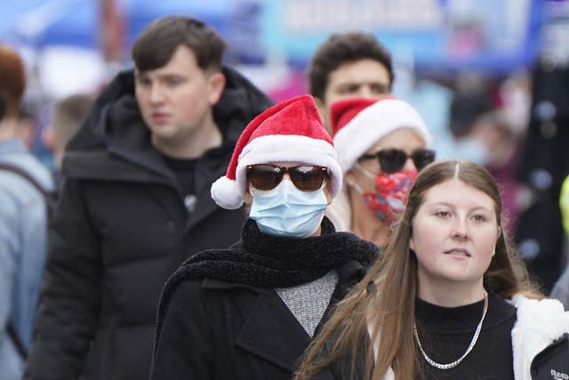 Christmas shoppers in Dublin