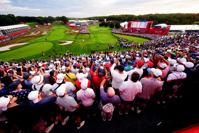 General shot of the crowd at the first tee of the Ryder Cup