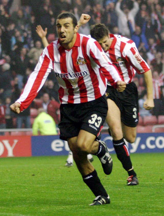 Sunderland's Julio Arca was stung by a jellyfish after a dip in the North Sea