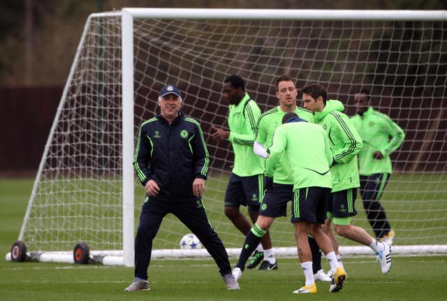 Ancelotti guided Lampard and his Chelsea team-mates to the 2010 title