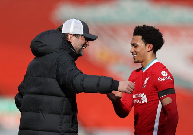 ‘No doubt’ Trent Alexander-Arnold could play in midfield – Gareth Southgate PLZ Soccer ‘No doubt’ Trent Alexander-Arnold could play in midfield – Gareth Southgate PLZ Soccer