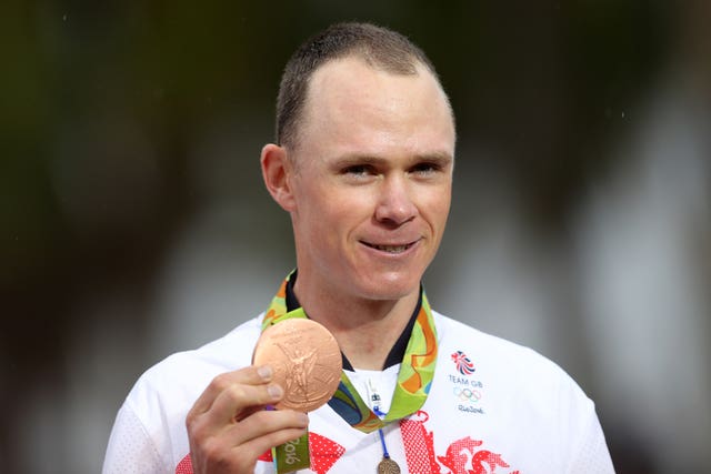 Great Britain’s Froome with his bronze medal from the men’s road cyling individual time trials at the Rio Olympic Games