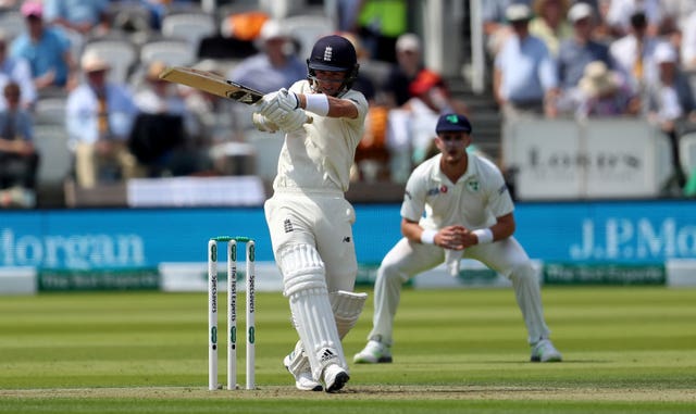 Sam Curran reached 18 before falling to former England player Boyd Rankin 